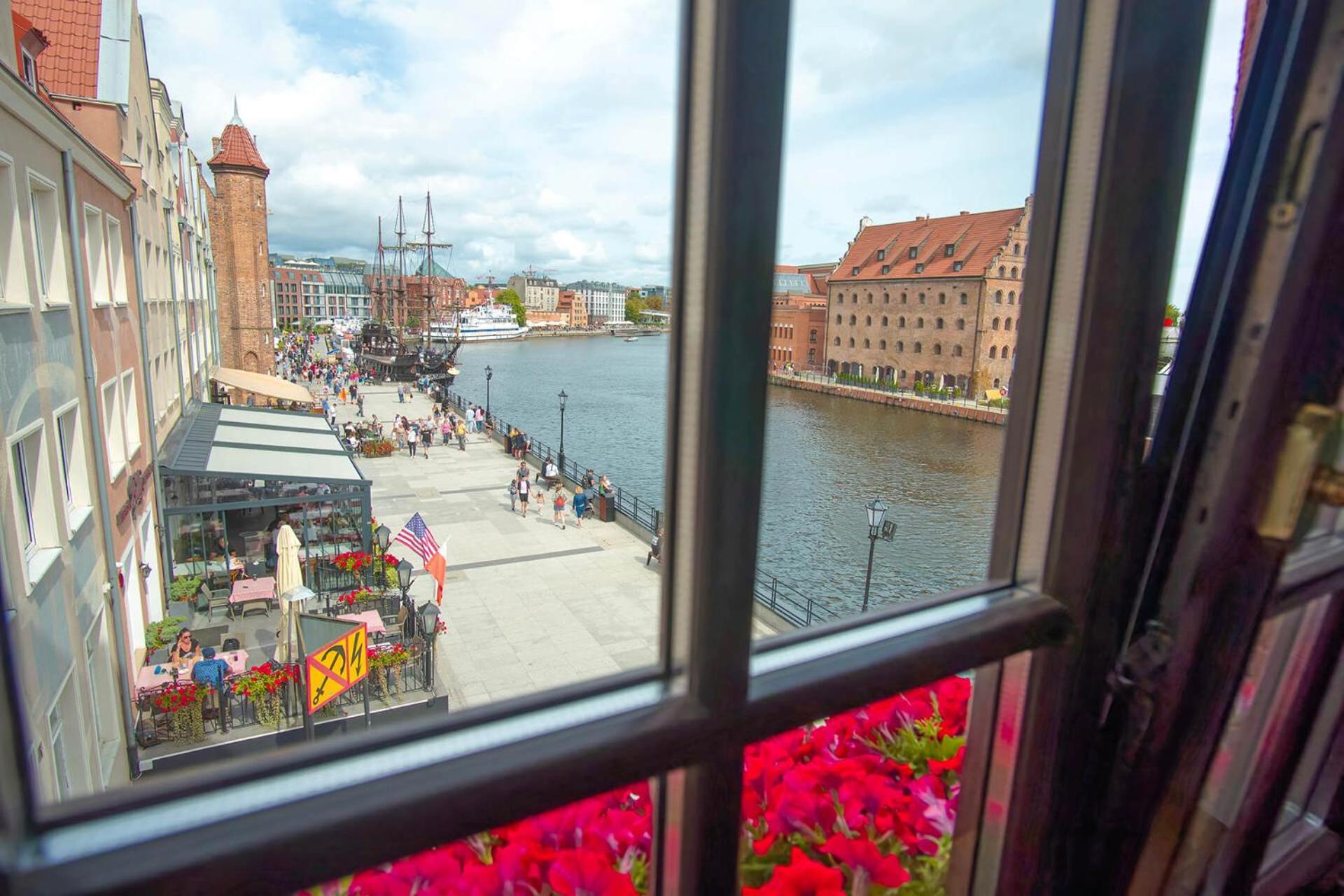 Motlawa Apartments - Old Town & River Viev, Fast Wifi Gdańsk Buitenkant foto
